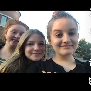 Meet your Posher, Mackenzie